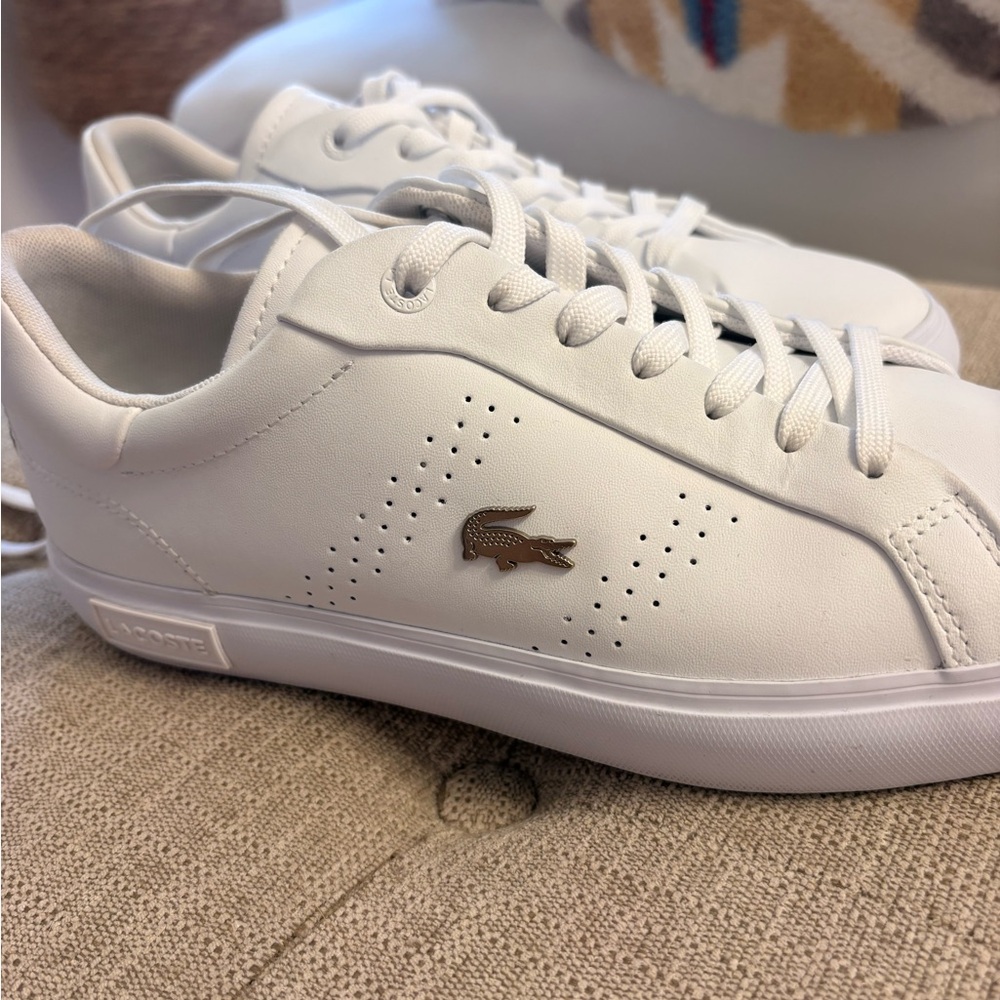 Lacoste White Leather Sneakers with Gold Crocodile WOMENS SIZE 8